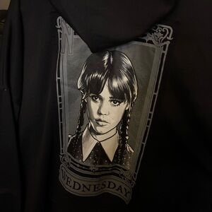 NWT Wednesday Addams Split Window Hoodie 2X 🖤 Netflix Hot Topic